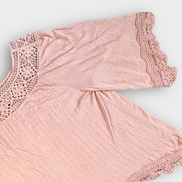 EYESHADOW PINK GAUZE CROCHET BOHO BLOUSE FLOWY HALF SLEEVE SIZE LARGE - Picture 4 of 9